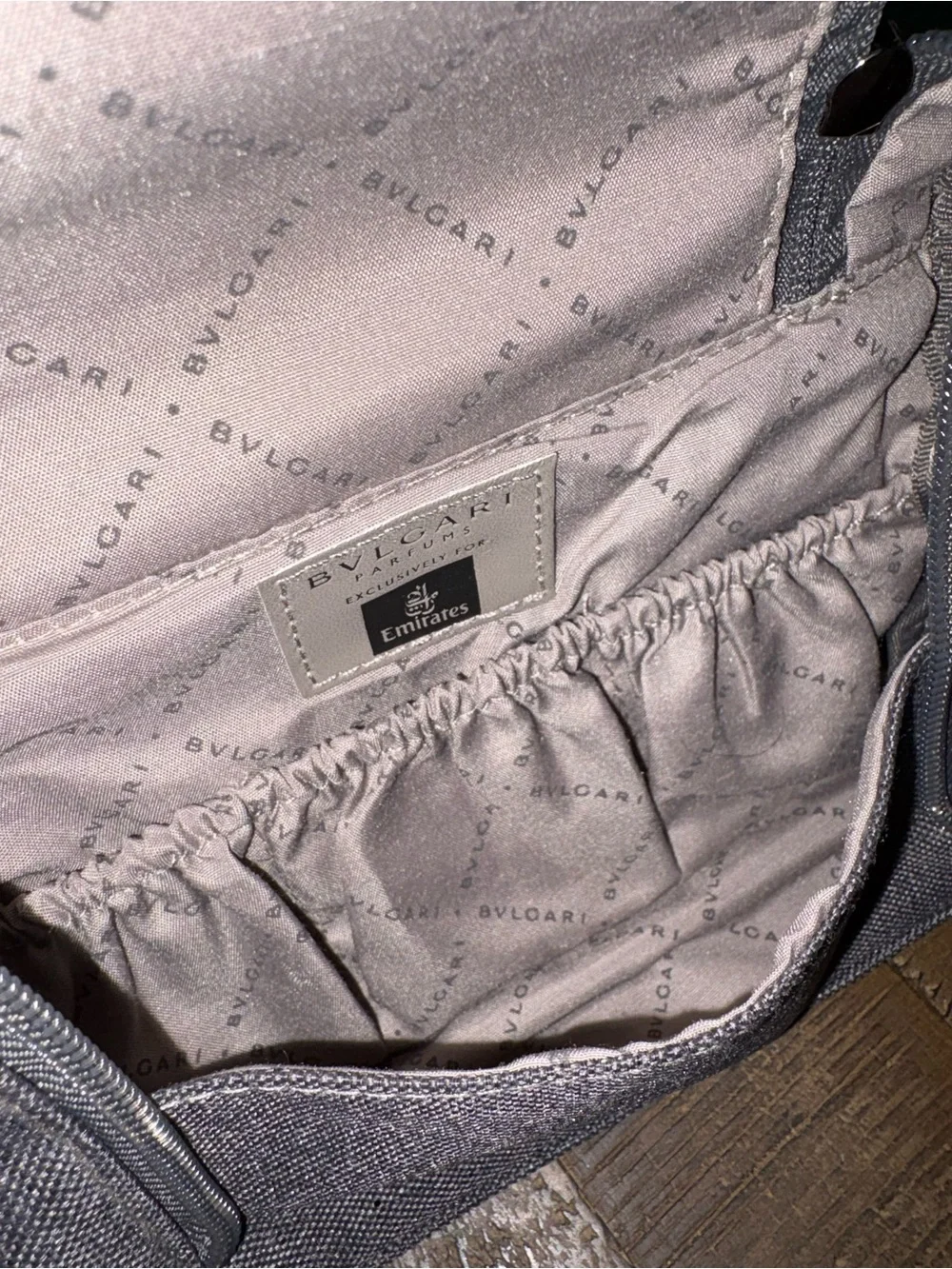 ❤️Bvlgari Parfums x Emirates Travel Cosmetic Bag Gray Double Zip Organizer